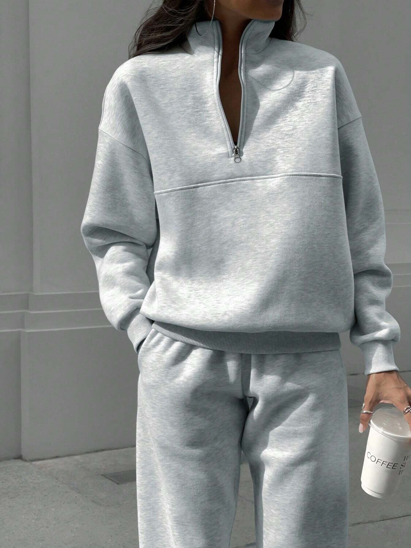 Women's Zip-Up Sweatshirt & Jogger Set - CJ - mode24h