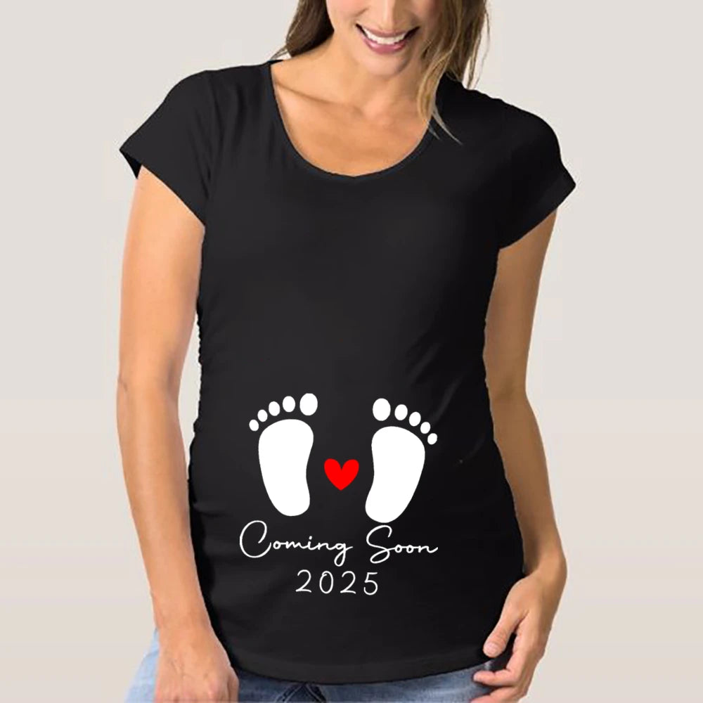 Baby Loading 2025 Maternity T-Shirt – Cute Pregnancy Announcement - DS - mode24h