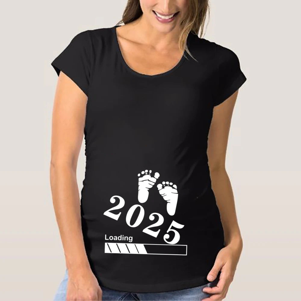 Baby Loading 2025 Maternity T-Shirt – Cute Pregnancy Announcement - DS - mode24h