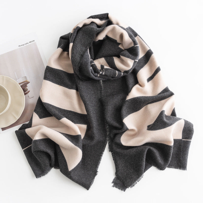 Herringbone Cashmere-Feel Scarf – Monochrome, Tassel, Warm & Stylish - CJ - mode24h