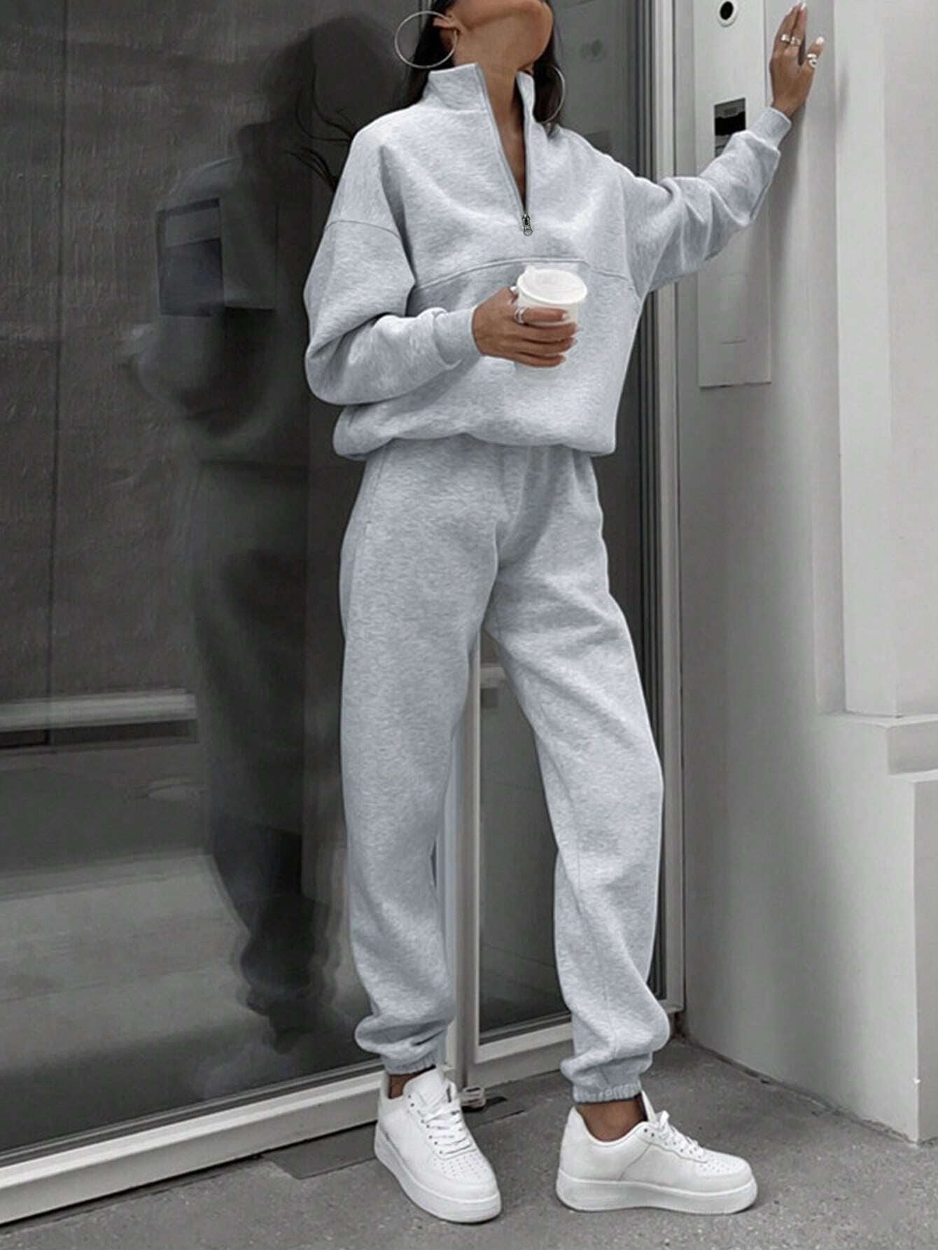 Women's Zip-Up Sweatshirt & Jogger Set - CJ - mode24h